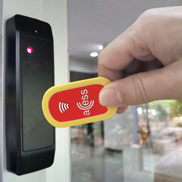 La nuova X-Tag RFID per l'ID e il controllo accessi