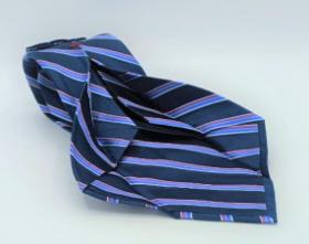 Cravatta-sette pieghe